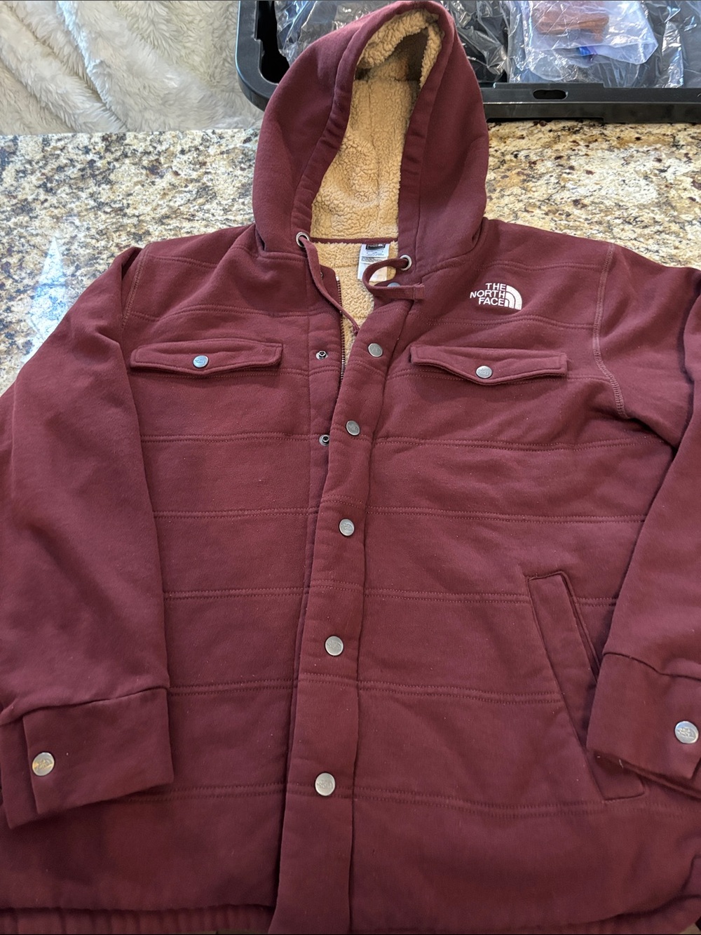 The North Face Men’s Hooded Puffer Jacket - Maroon